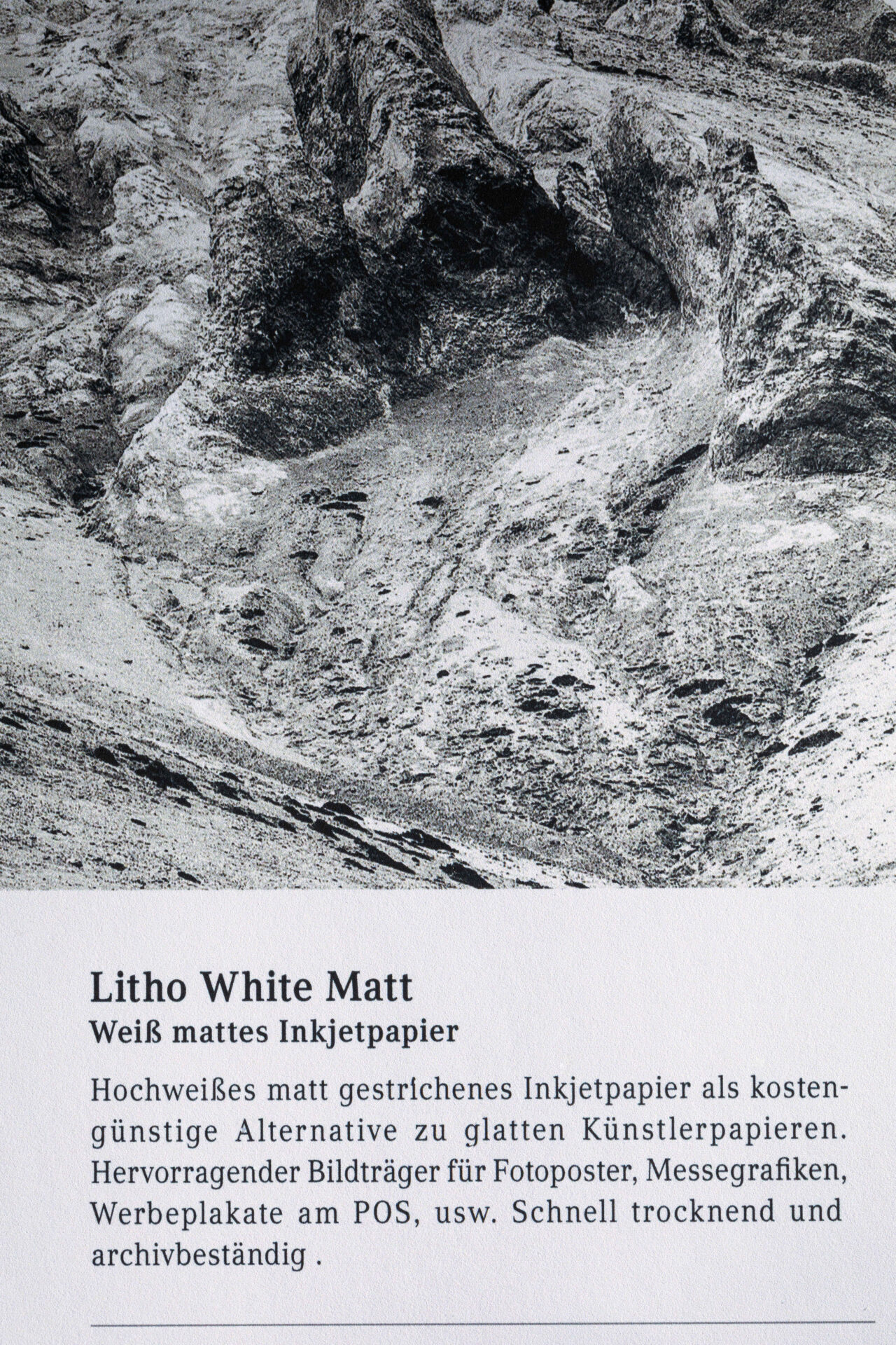 Litho_White_Matt_2